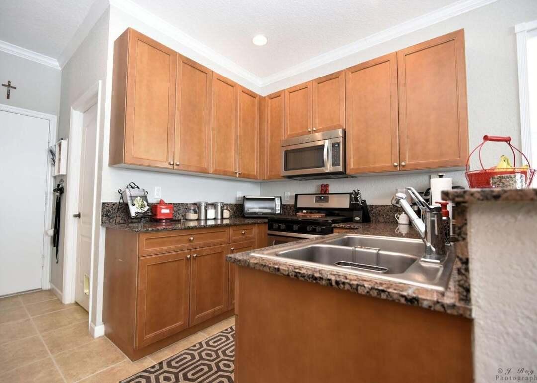 ANTHONY GROVES PH 2 - Residential Lease