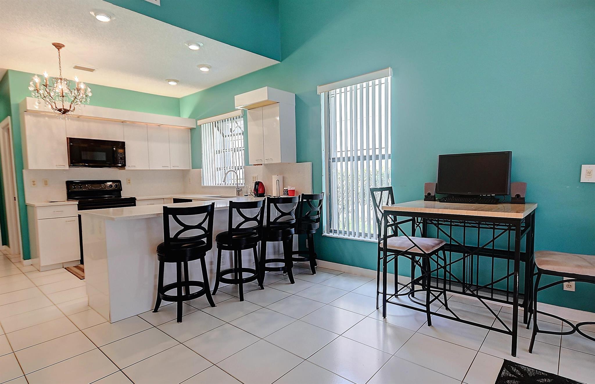 BOCA GREENS 9 - Residential Lease