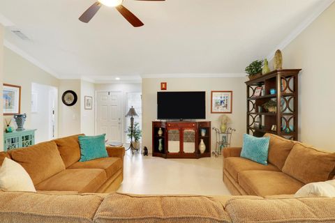 Single Family Residence in Stuart FL 6761 Lillian Court Ct 3.jpg