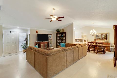 Single Family Residence in Stuart FL 6761 Lillian Court Ct 5.jpg