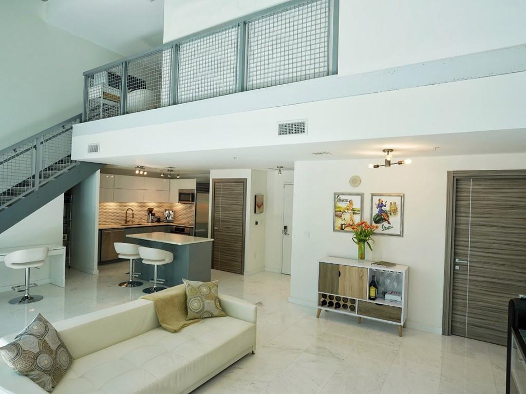 Four Midtown - Residential