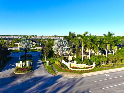 A home in Port St Lucie