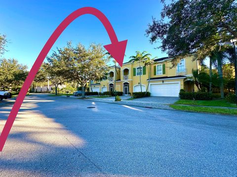 A home in Port St Lucie