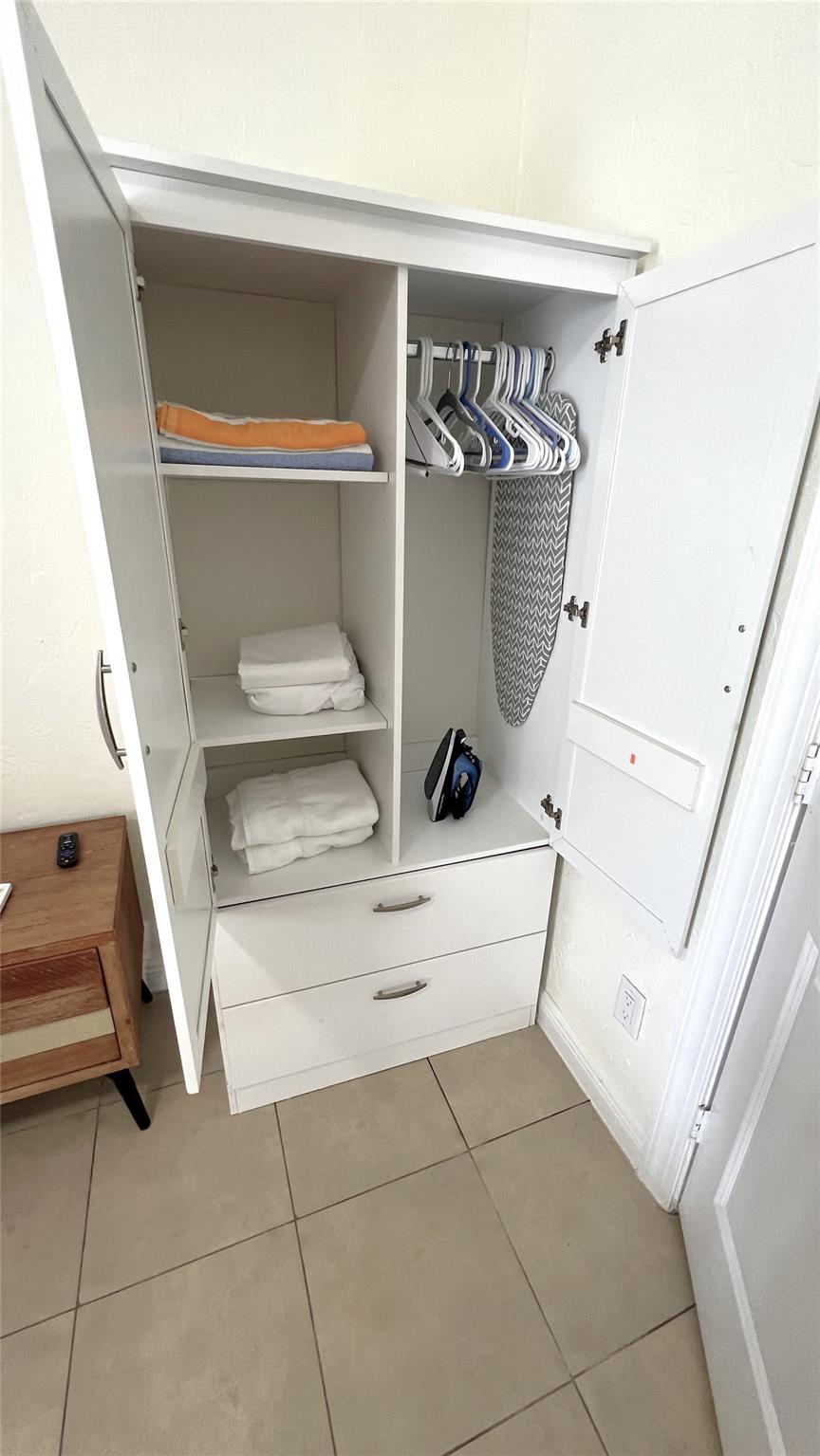 Lake Worth Town Add 01 - Residential Lease