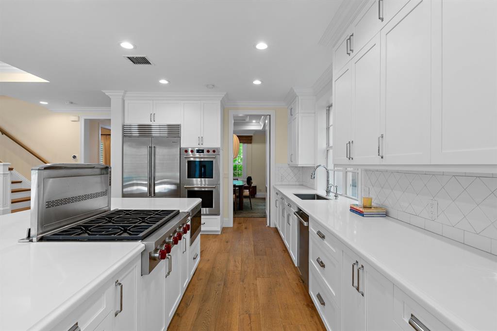 SINGER - Residential