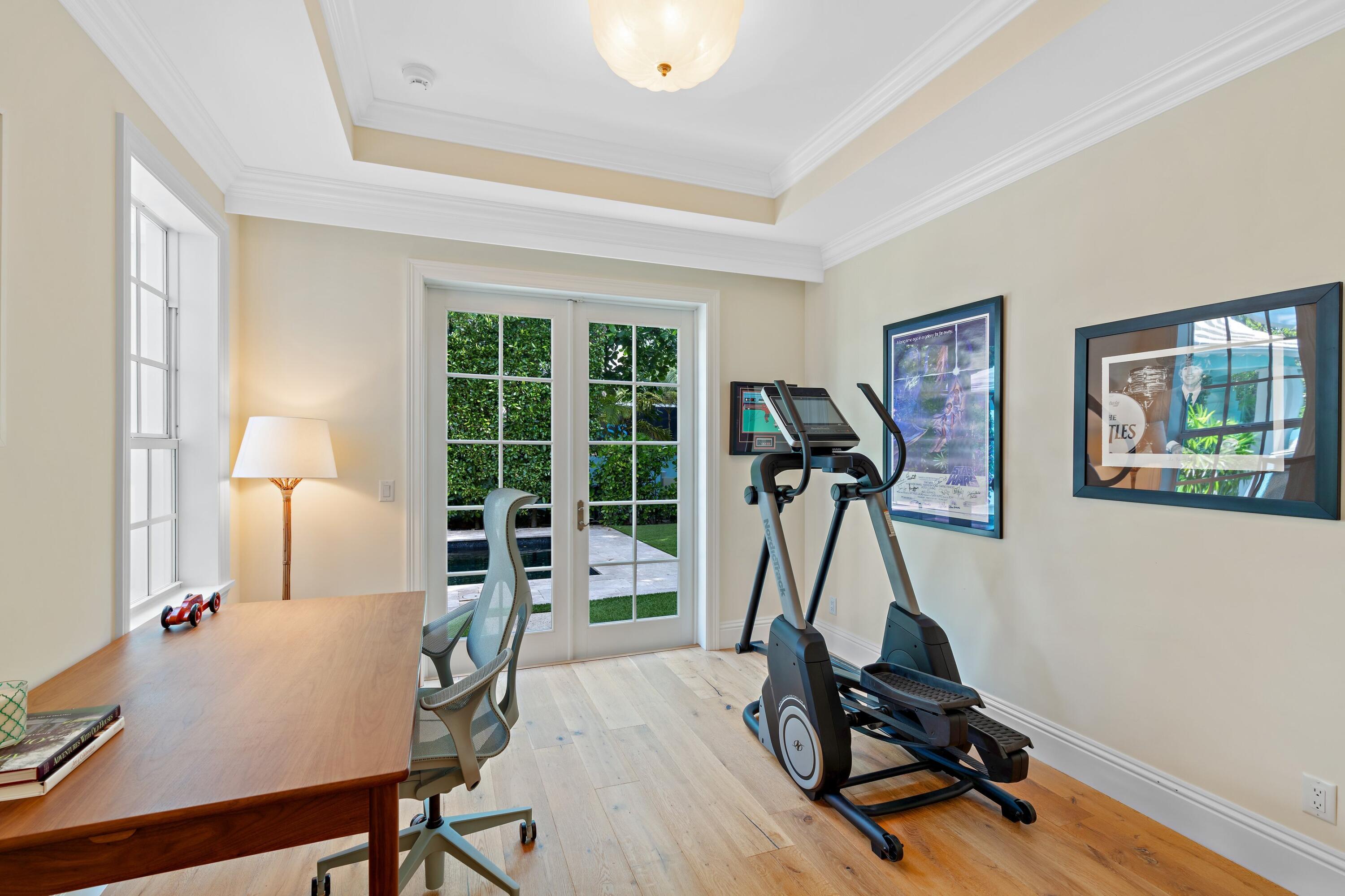 SINGER - Residential