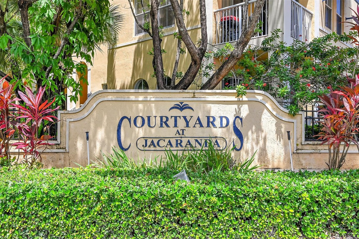 COURTYARDS AT JACARANDA - Residential