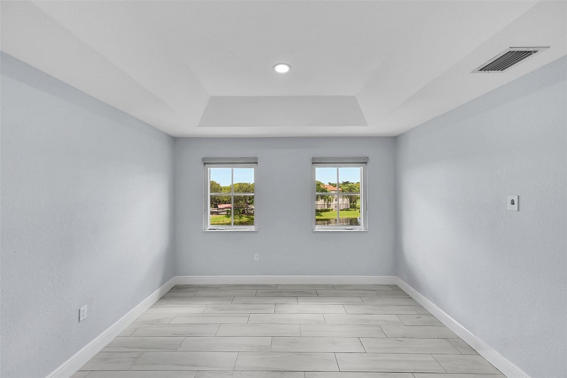 COURTYARDS AT JACARANDA - Residential