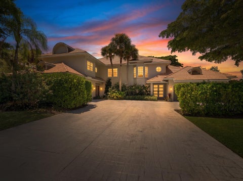 Photo of 11821 Pebblewood Drive, Wellington, FL 33414 (MLS # B26084918)