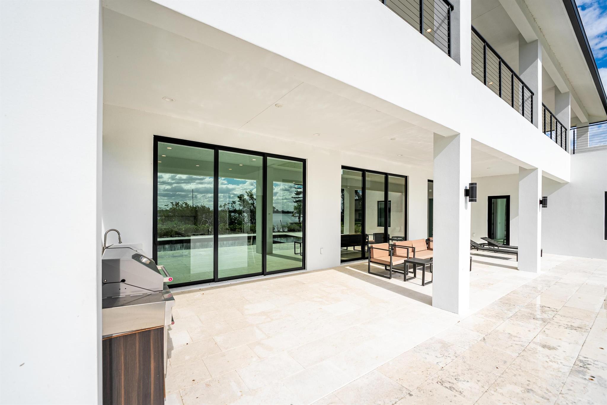 RIVER VISTA SUBDIVISION R - Residential