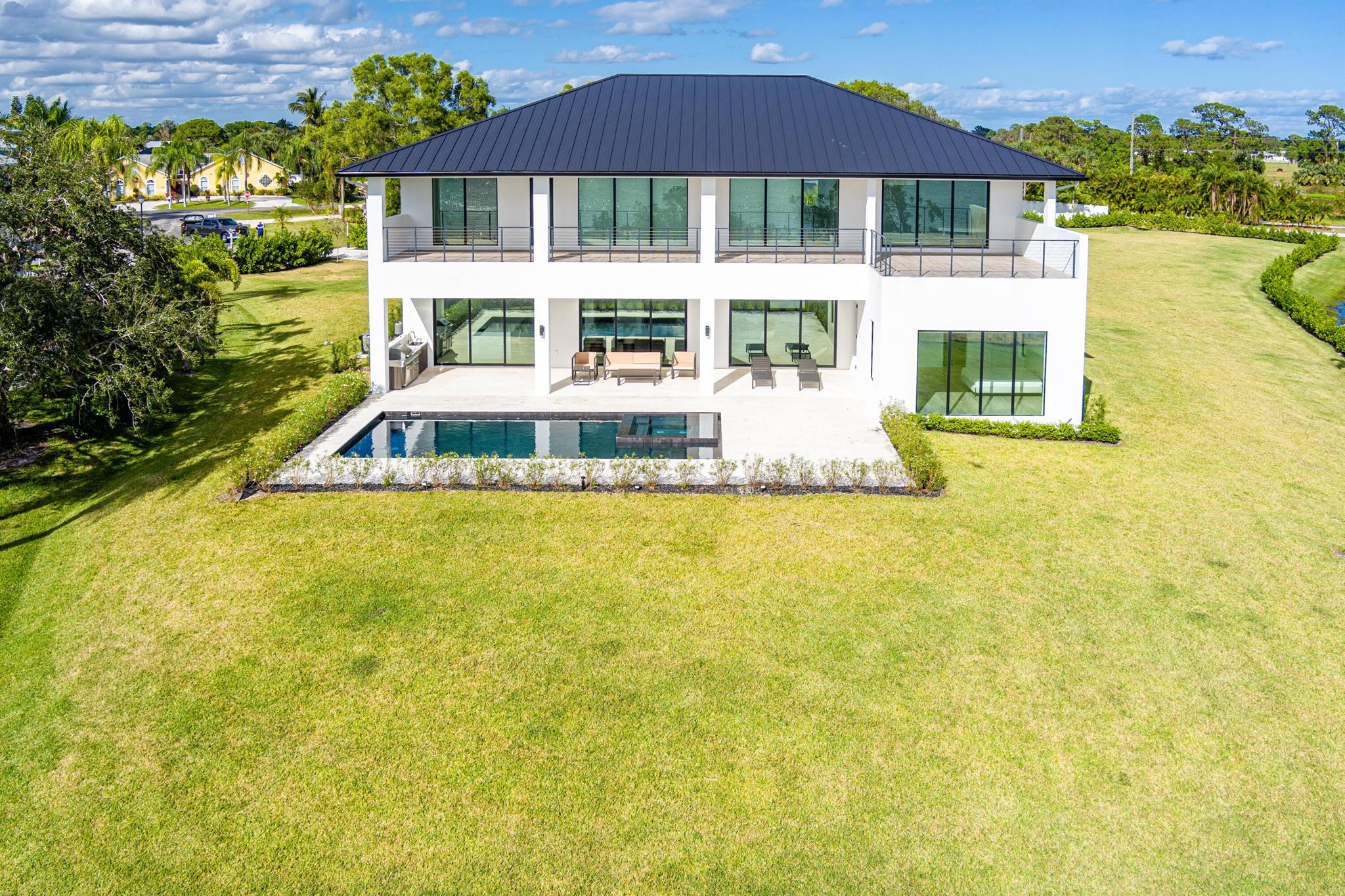 RIVER VISTA SUBDIVISION R - Residential