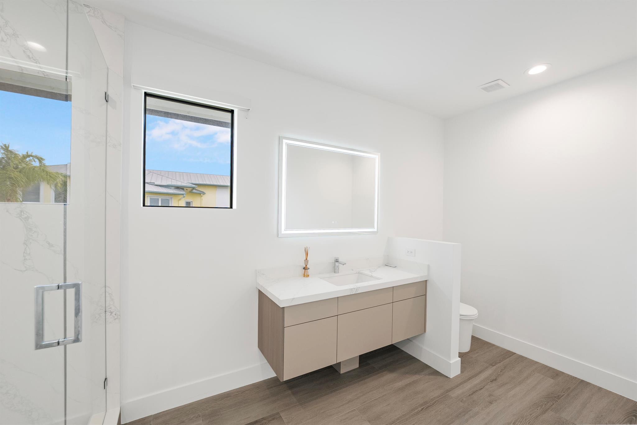 RIVER VISTA SUBDIVISION R - Residential