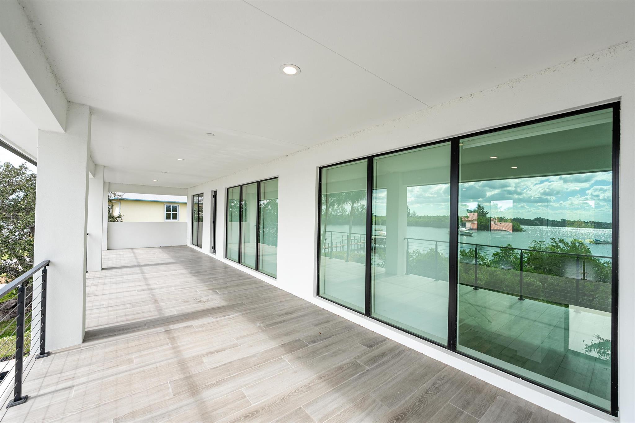 RIVER VISTA SUBDIVISION R - Residential