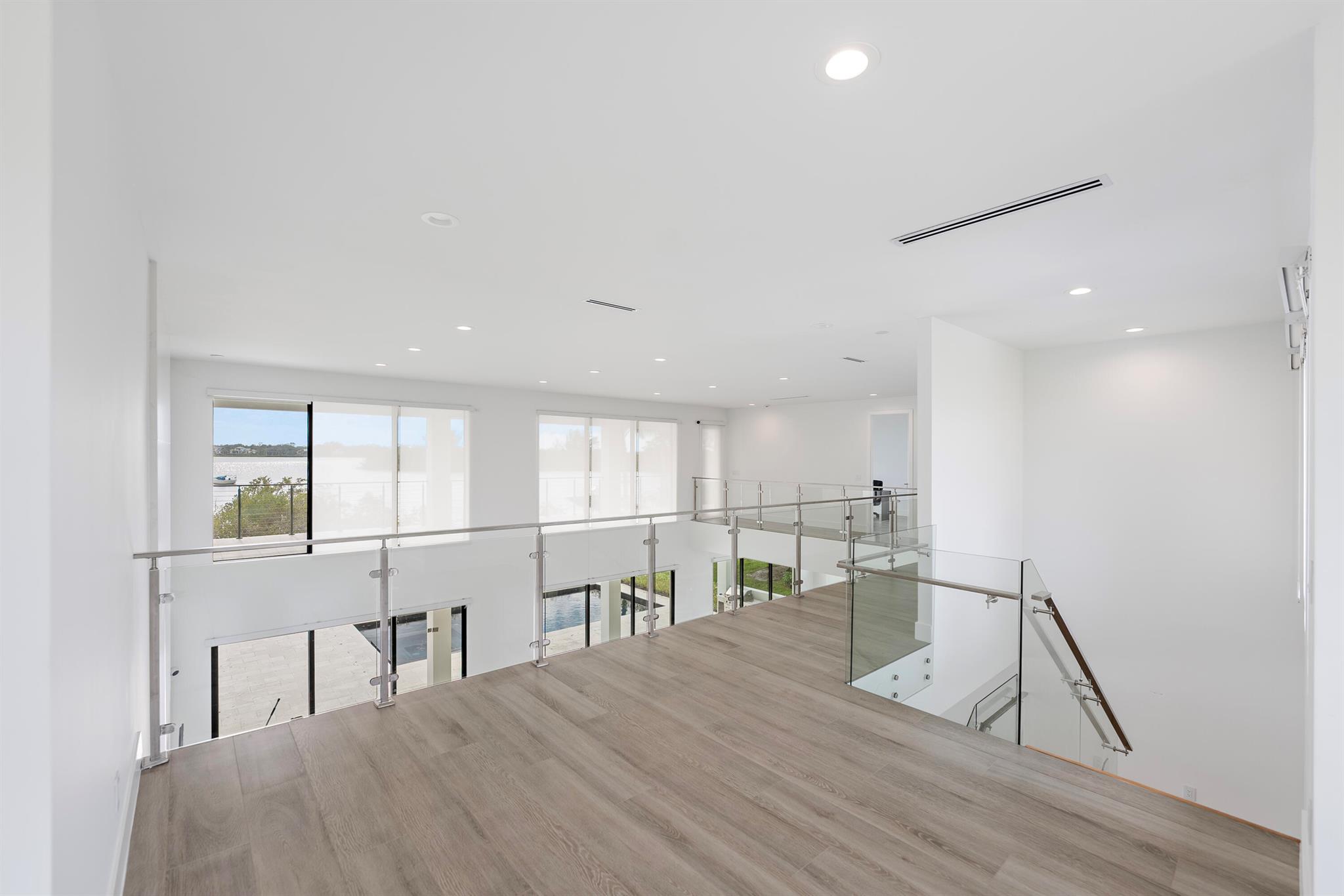 RIVER VISTA SUBDIVISION R - Residential