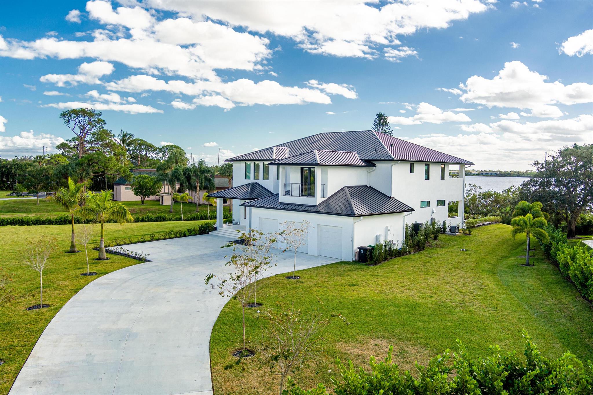 RIVER VISTA SUBDIVISION R - Residential