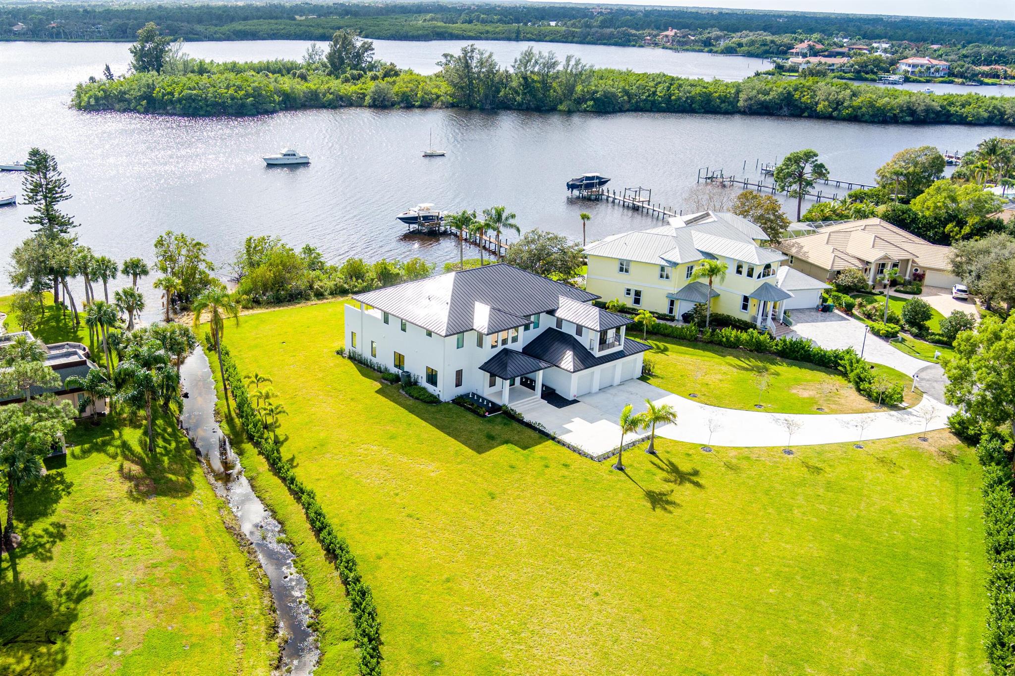RIVER VISTA SUBDIVISION R - Residential