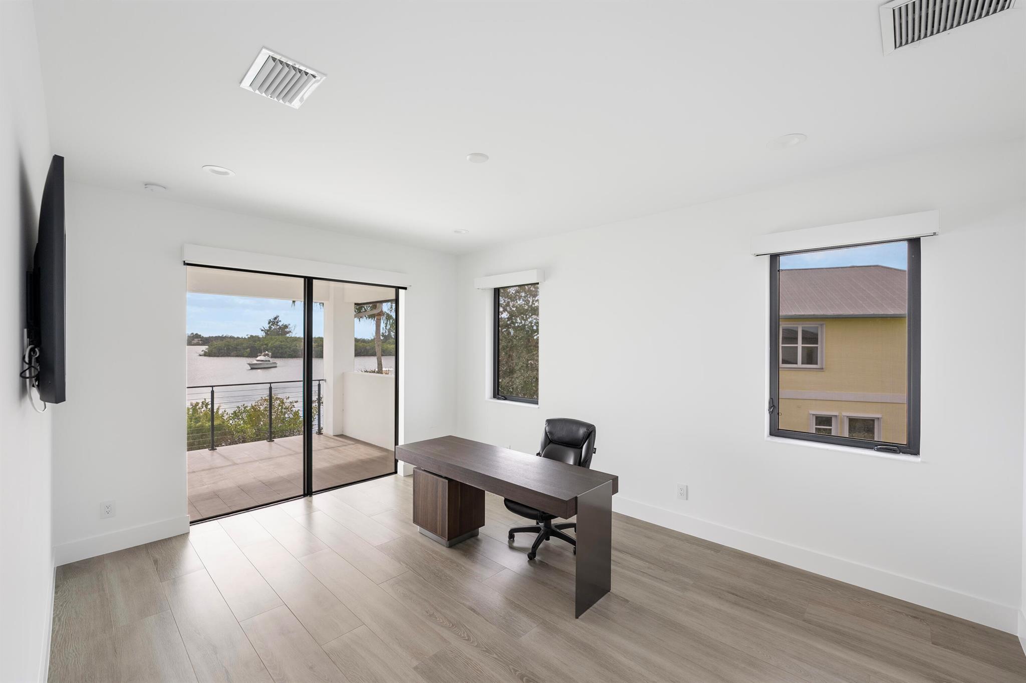 RIVER VISTA SUBDIVISION R - Residential
