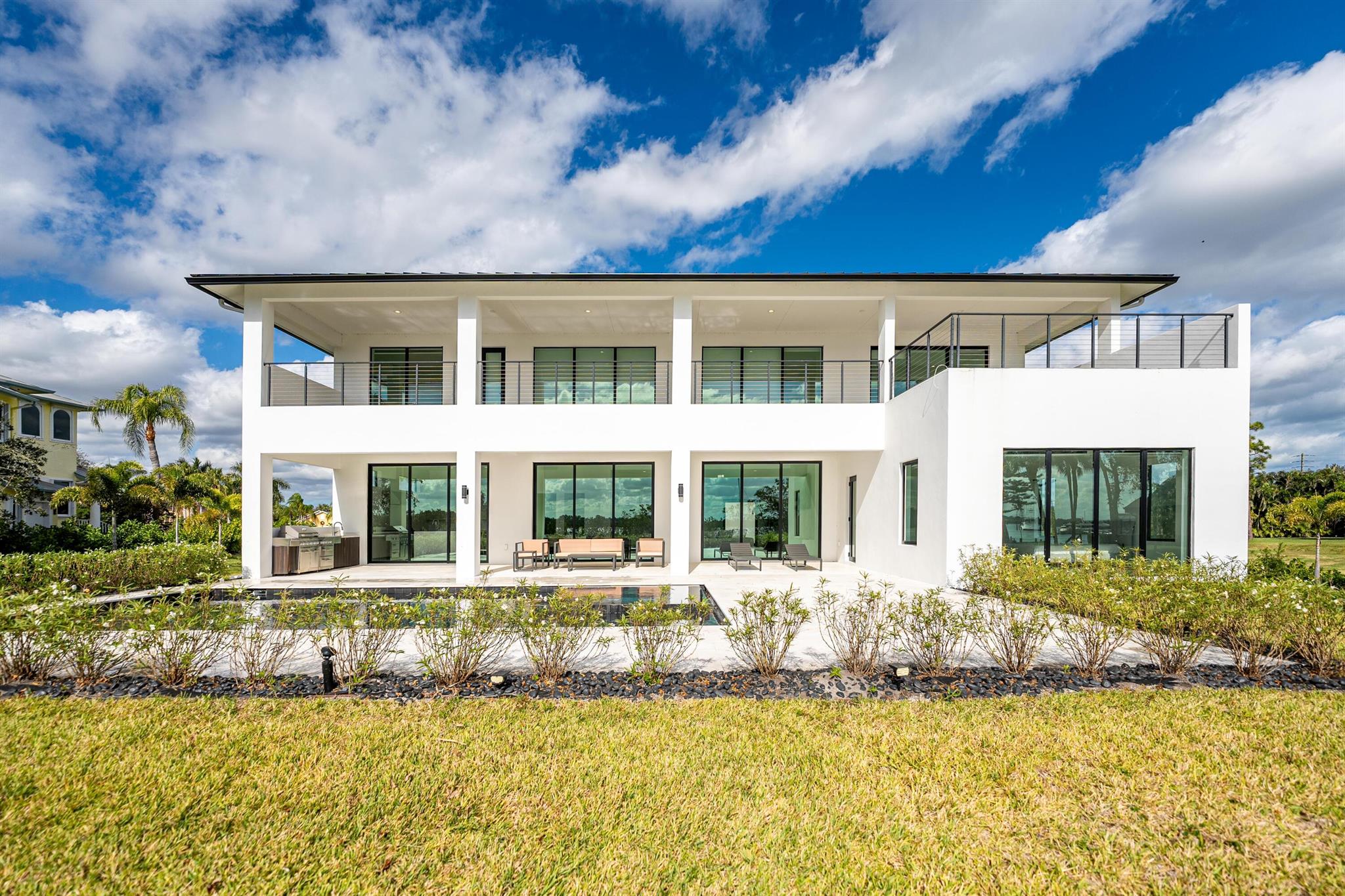 RIVER VISTA SUBDIVISION R - Residential