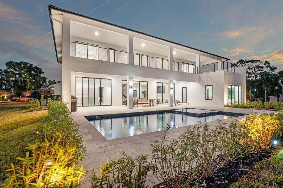 RIVER VISTA SUBDIVISION R - Residential
