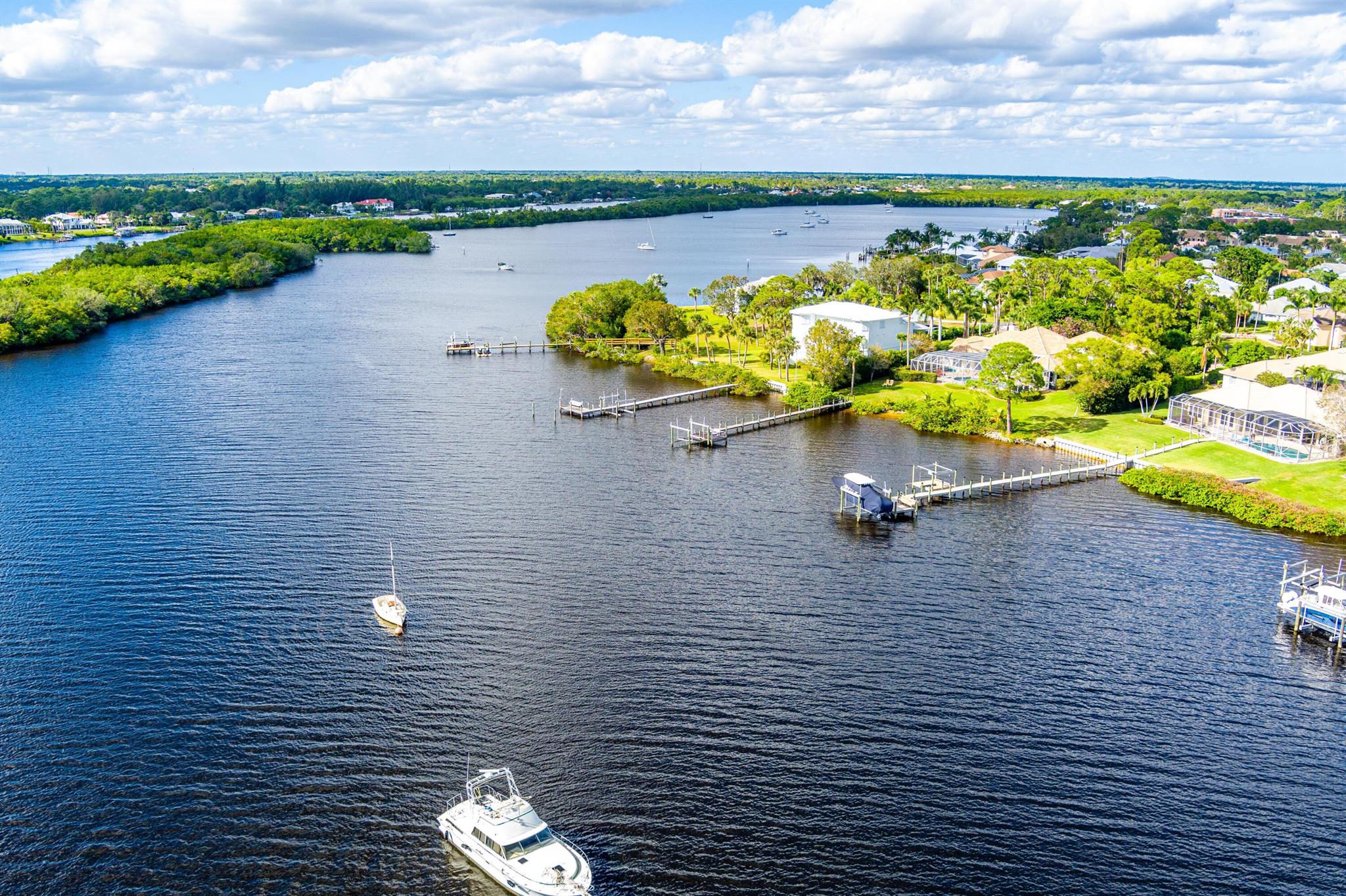 RIVER VISTA SUBDIVISION R - Residential