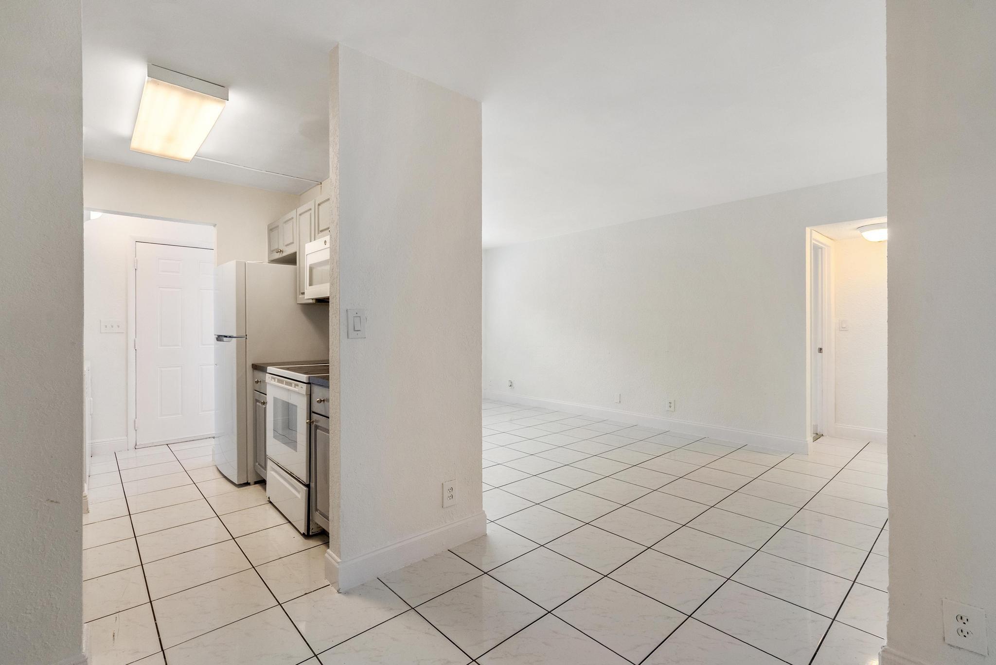 SPRING COVE CONDO - Residential Lease