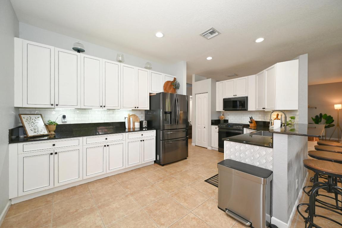 ANTHONY GROVES PH 2 - Residential