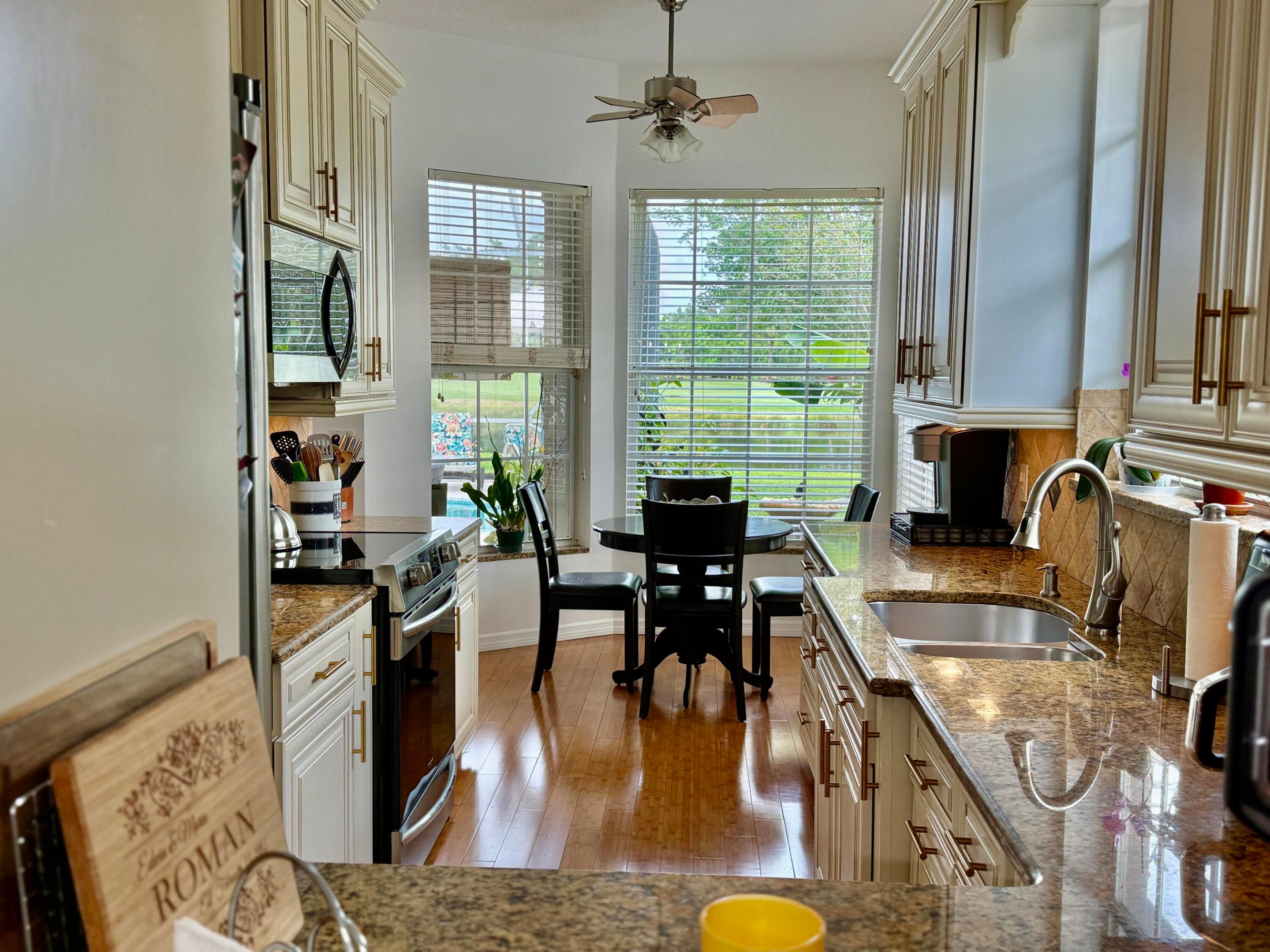 FAIRWAY ISLE PARCEL 8 BLK 15 - Residential
