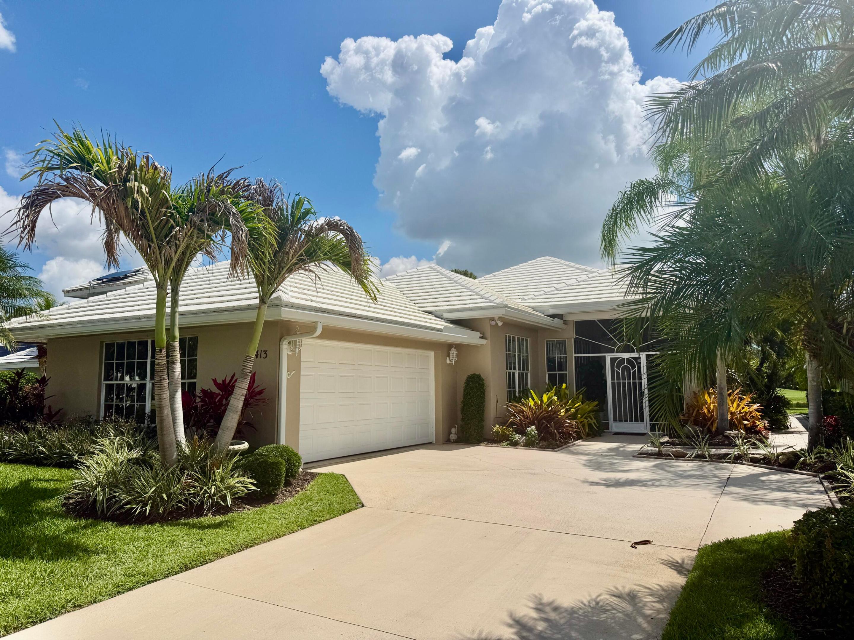 FAIRWAY ISLE PARCEL 8 BLK 15 - Residential