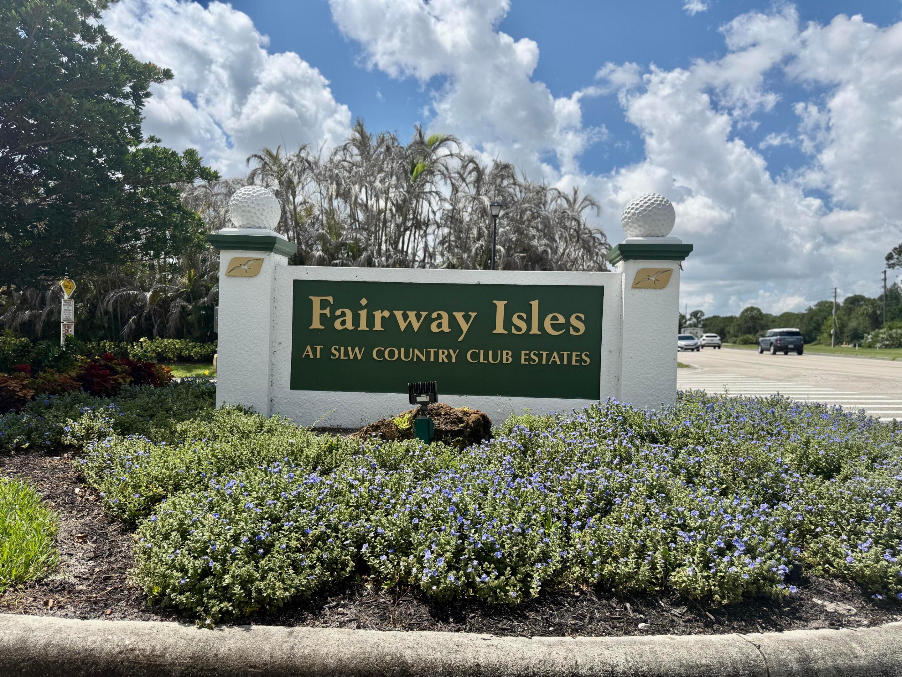 FAIRWAY ISLE PARCEL 8 BLK 15 - Residential