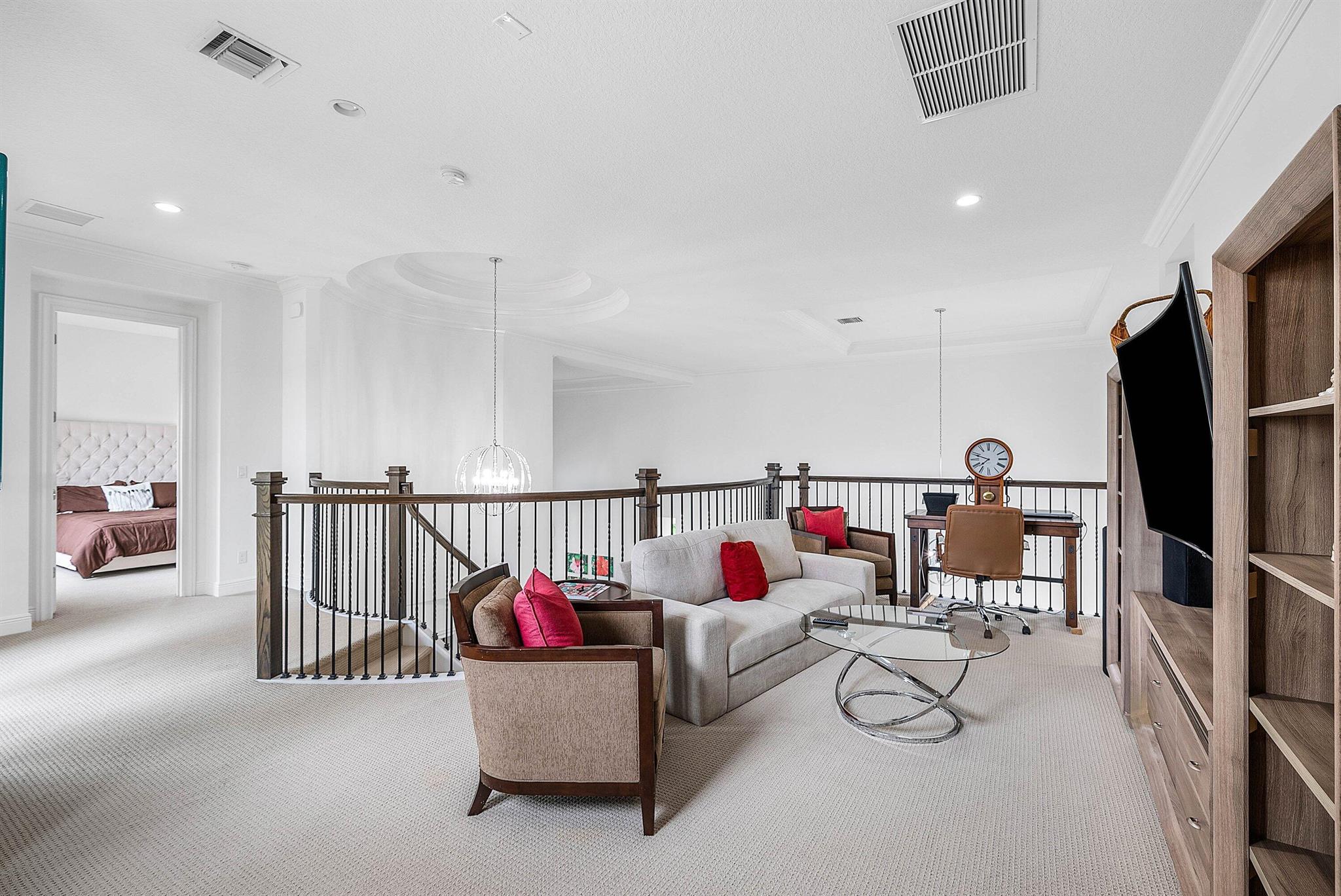 ROYAL PALM POLO PLAT - Residential