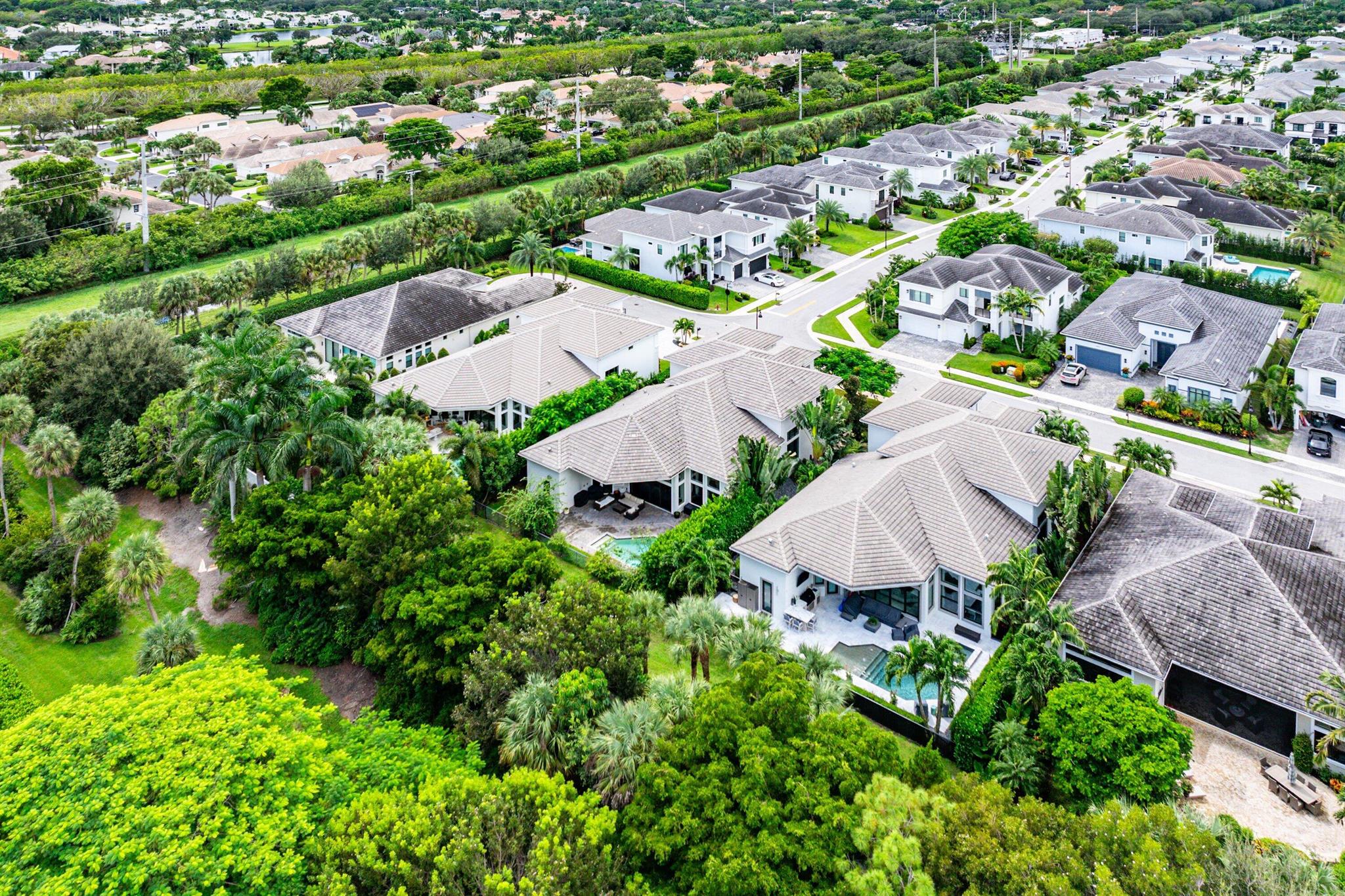 ROYAL PALM POLO PLAT - Residential