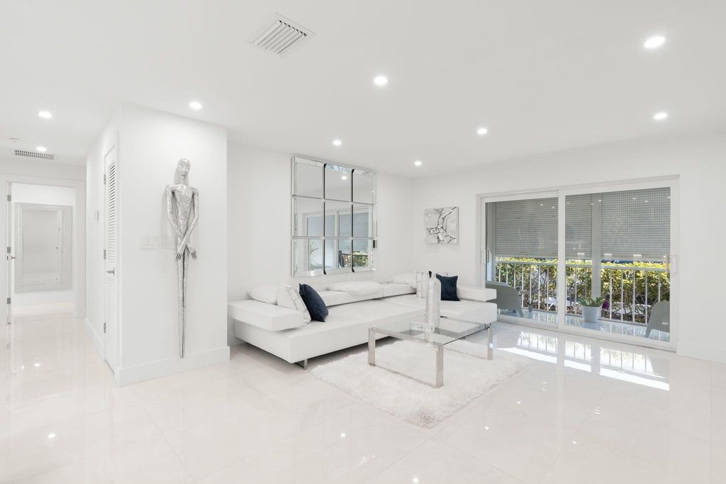 Photo of 6395 Bay Club Drive #2, Fort Lauderdale, FL 33308 (MLS # F10551570)