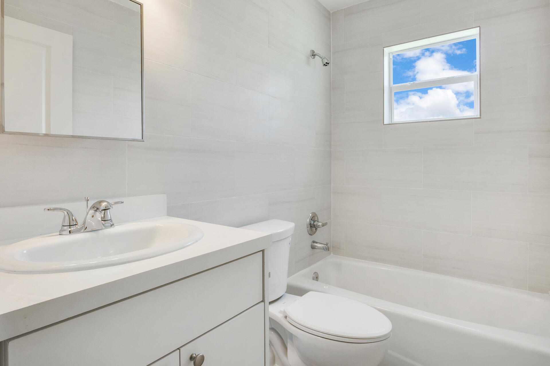 PALM ACRES TR 4 - Residential Lease