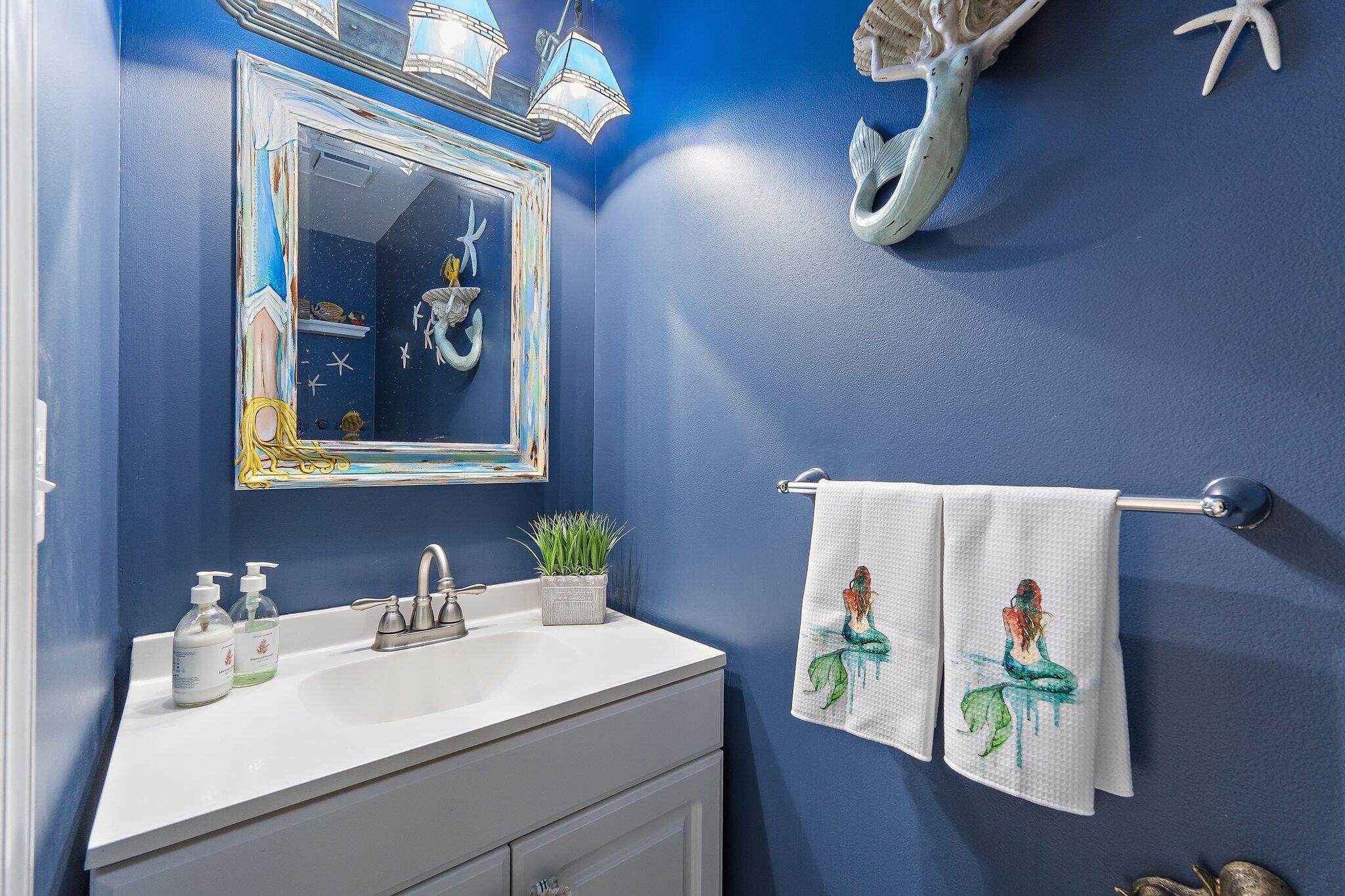 JUPITER BAY ONE THRU SIX CONDO - Residential