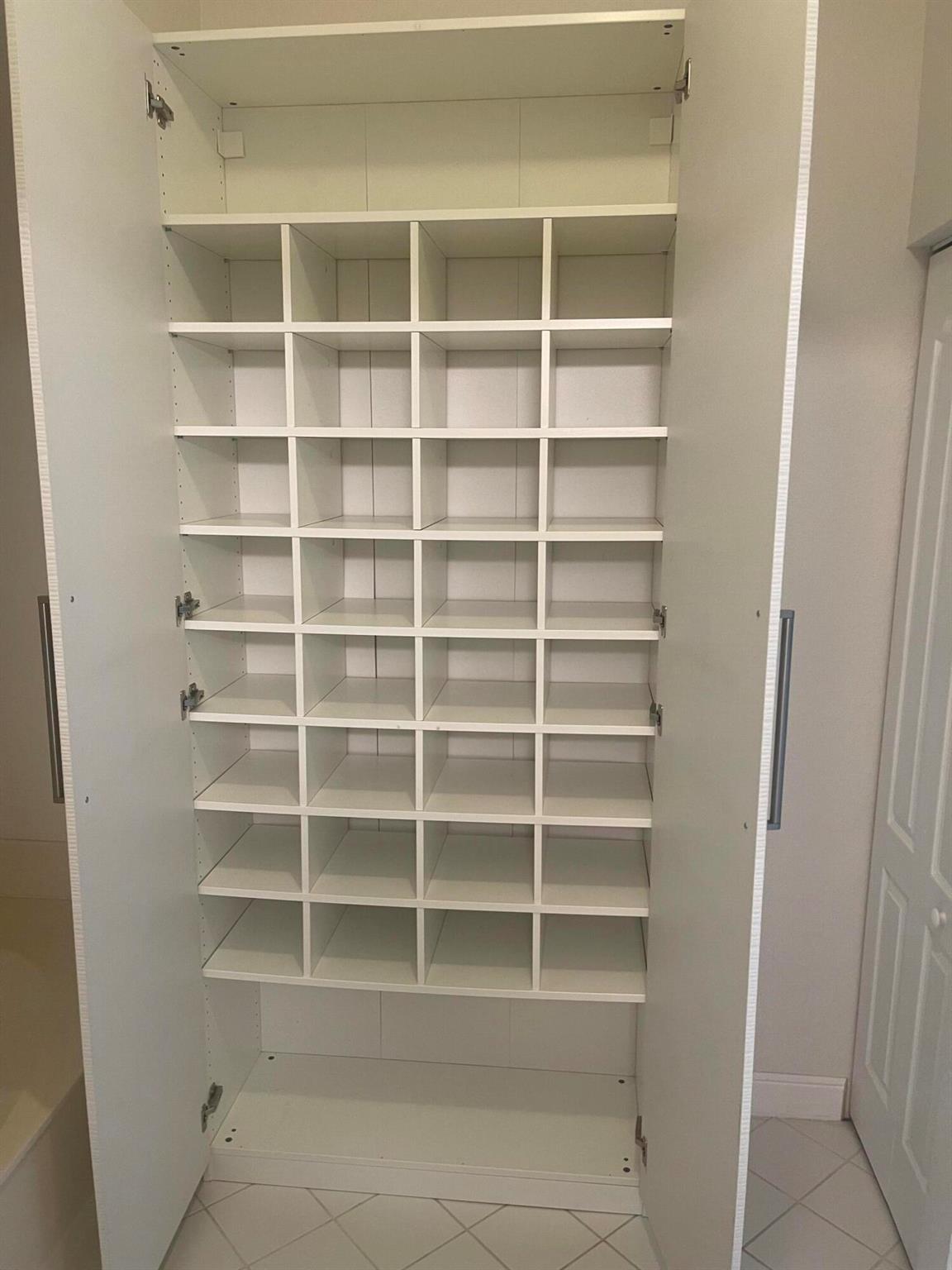 SOUTHAMPTON CONDOMINIUM F - Residential