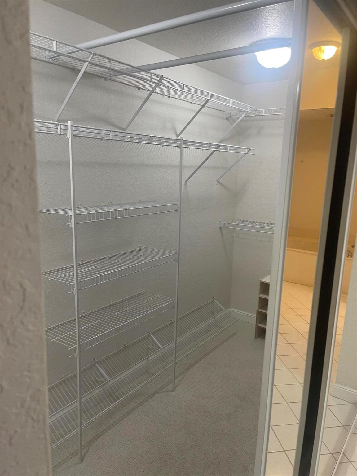 SOUTHAMPTON CONDOMINIUM F - Residential