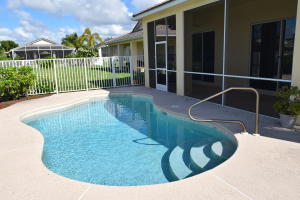 LAKE FOREST - Residential