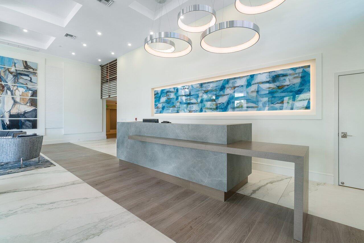 CLARENDON - Residential