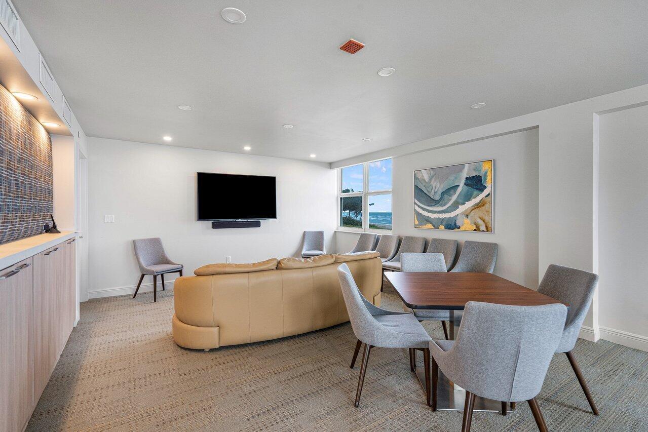 CLARENDON - Residential