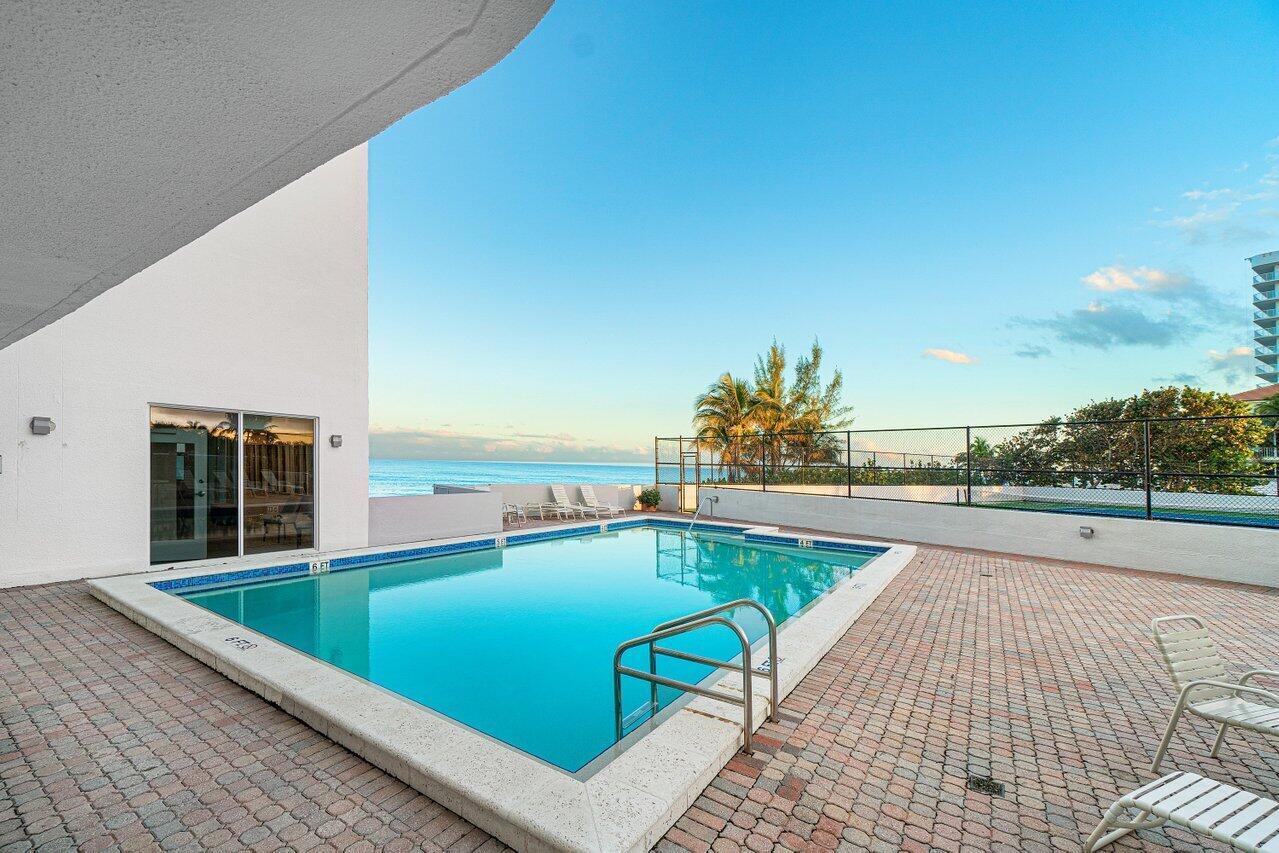 CLARENDON - Residential