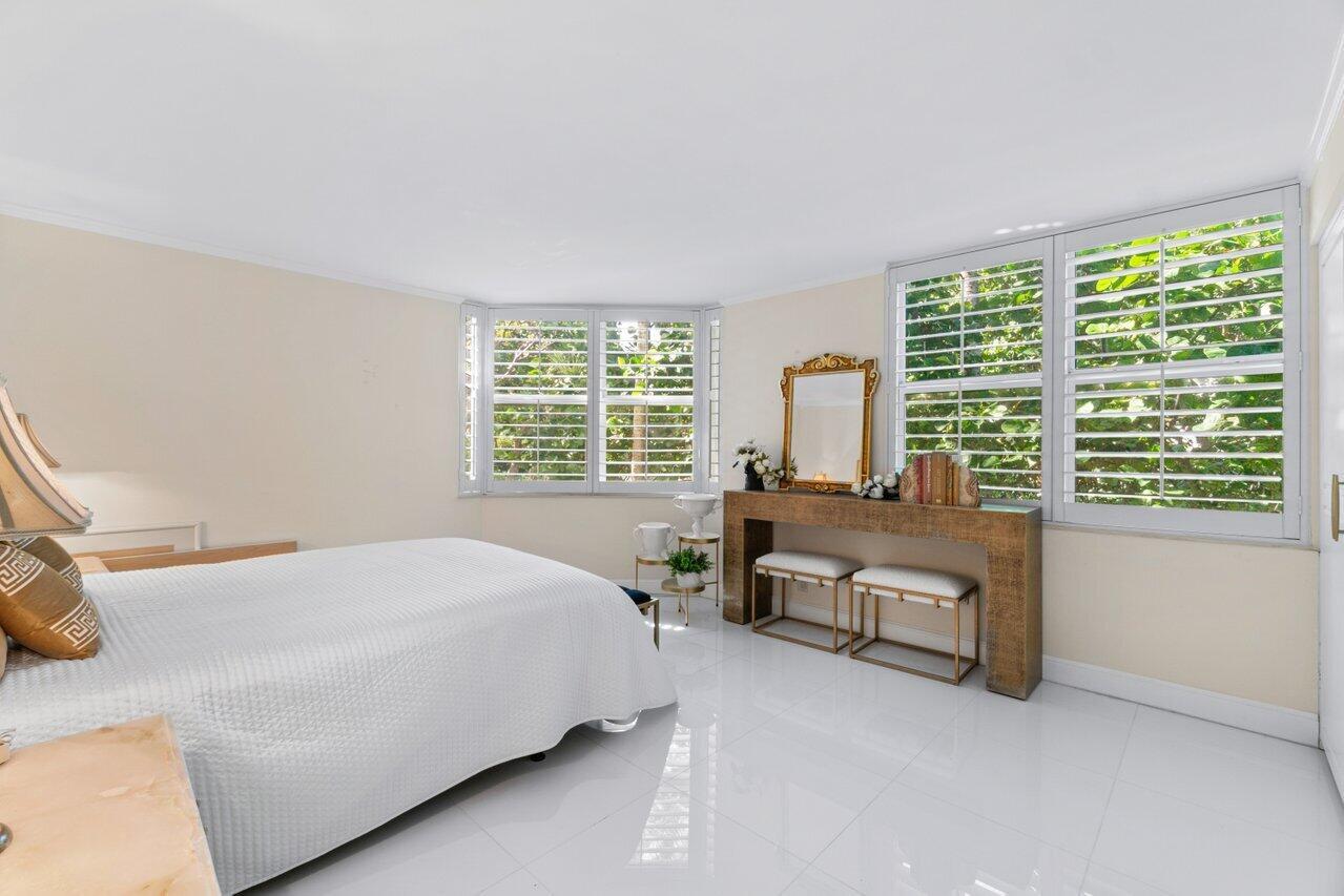 CLARENDON - Residential