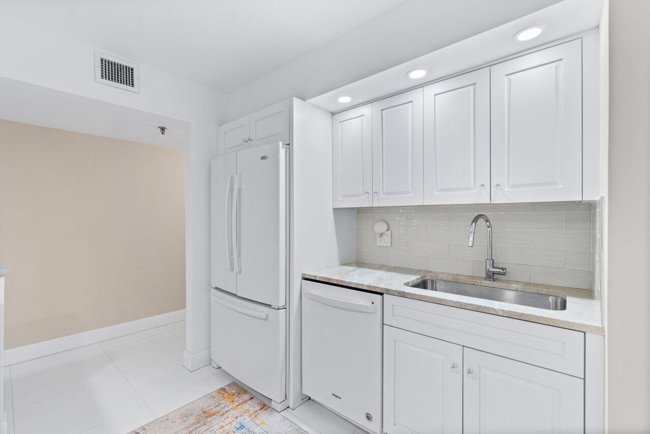 CLARENDON - Residential