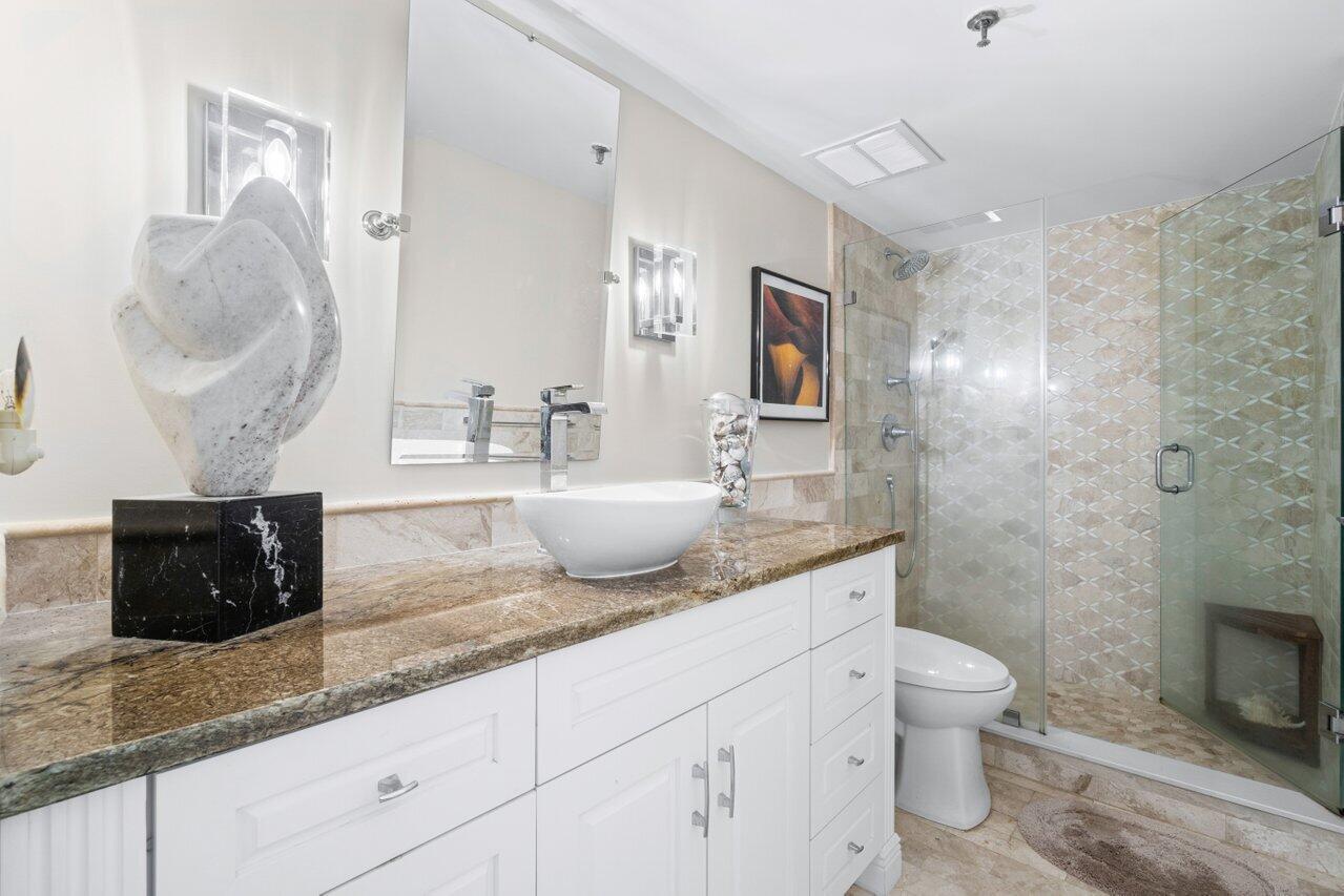 CLARENDON - Residential