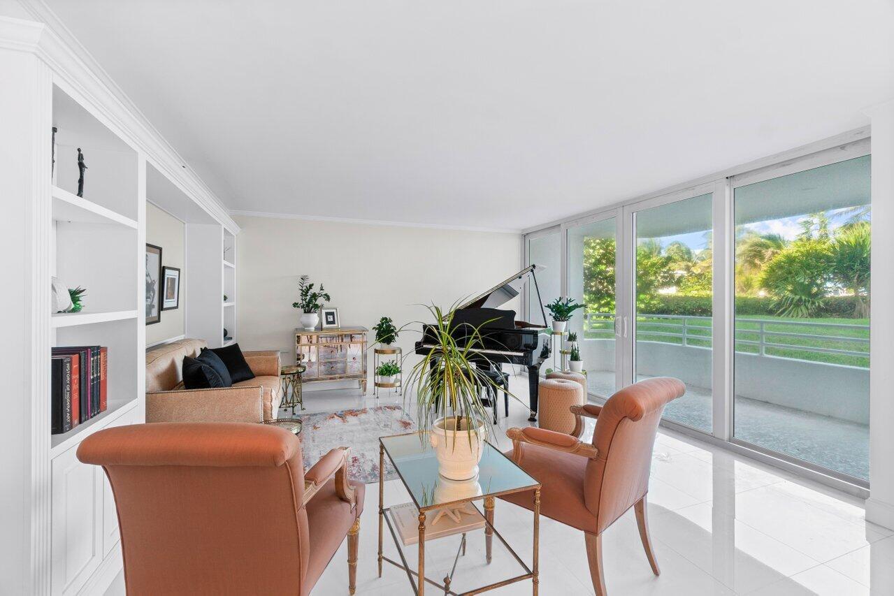 CLARENDON - Residential