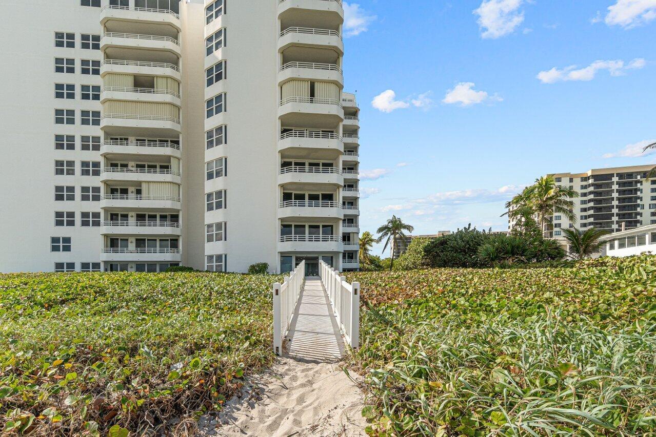 CLARENDON - Residential