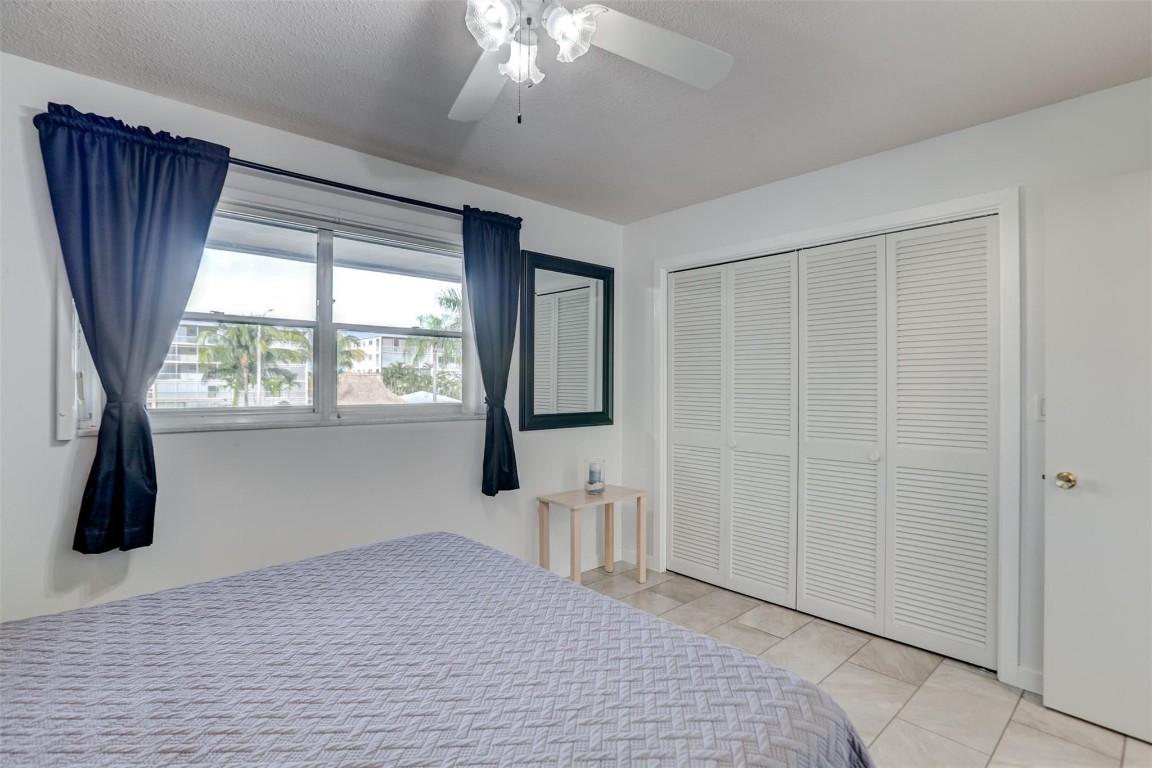 HILLCREST COOUNTRY CLUB - Residential