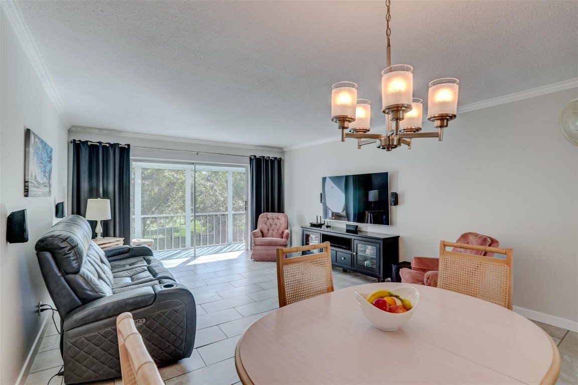 HILLCREST COOUNTRY CLUB - Residential