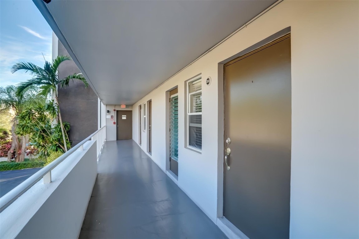 HILLCREST COOUNTRY CLUB - Residential