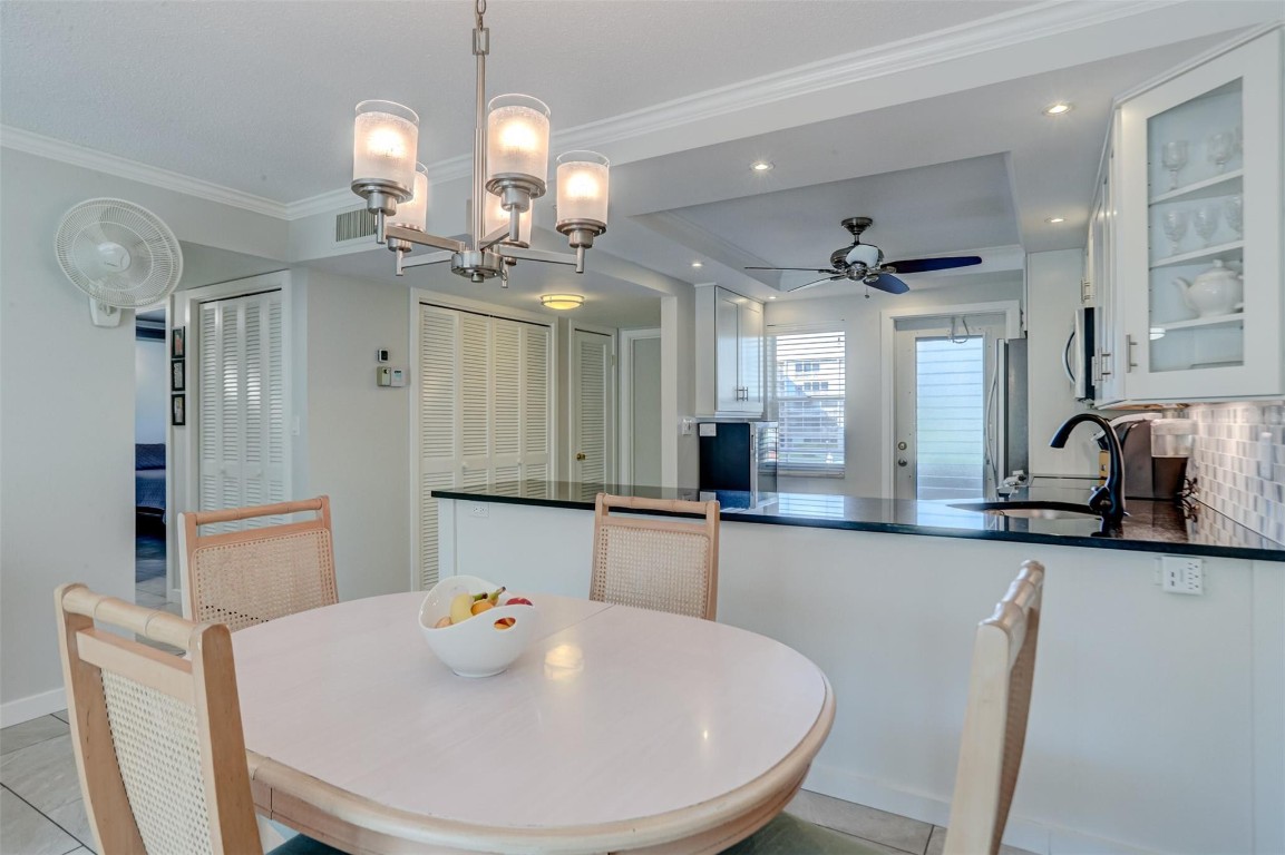 HILLCREST COOUNTRY CLUB - Residential