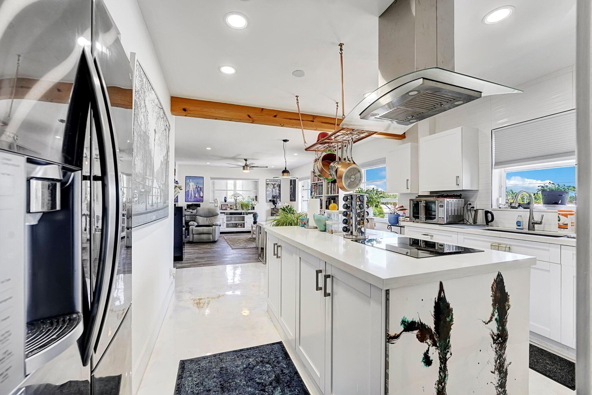 515 S Crescent Drive 310